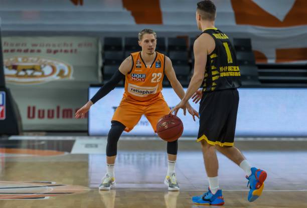 导致受害者 导致受害者